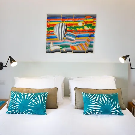 Ξενοδοχείο Fiorella Art 5*