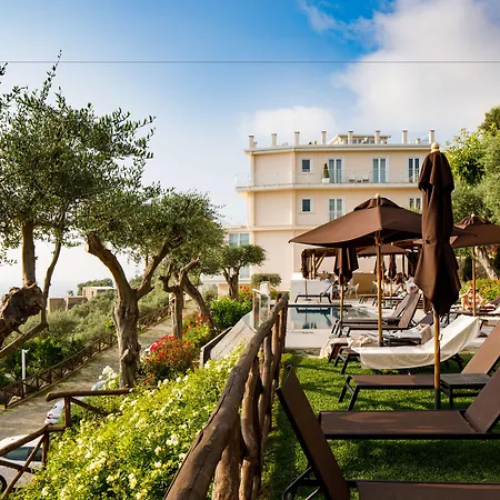 Fiorella Art Hotel 5*